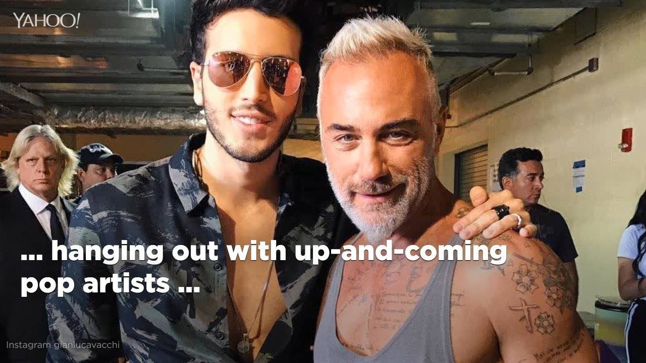 403K views · 1.2K reactions | Hubba hubba! Meet the millionaire dad the internet is fanning itself over: http://bit.ly/2taYkGn | Yahoo